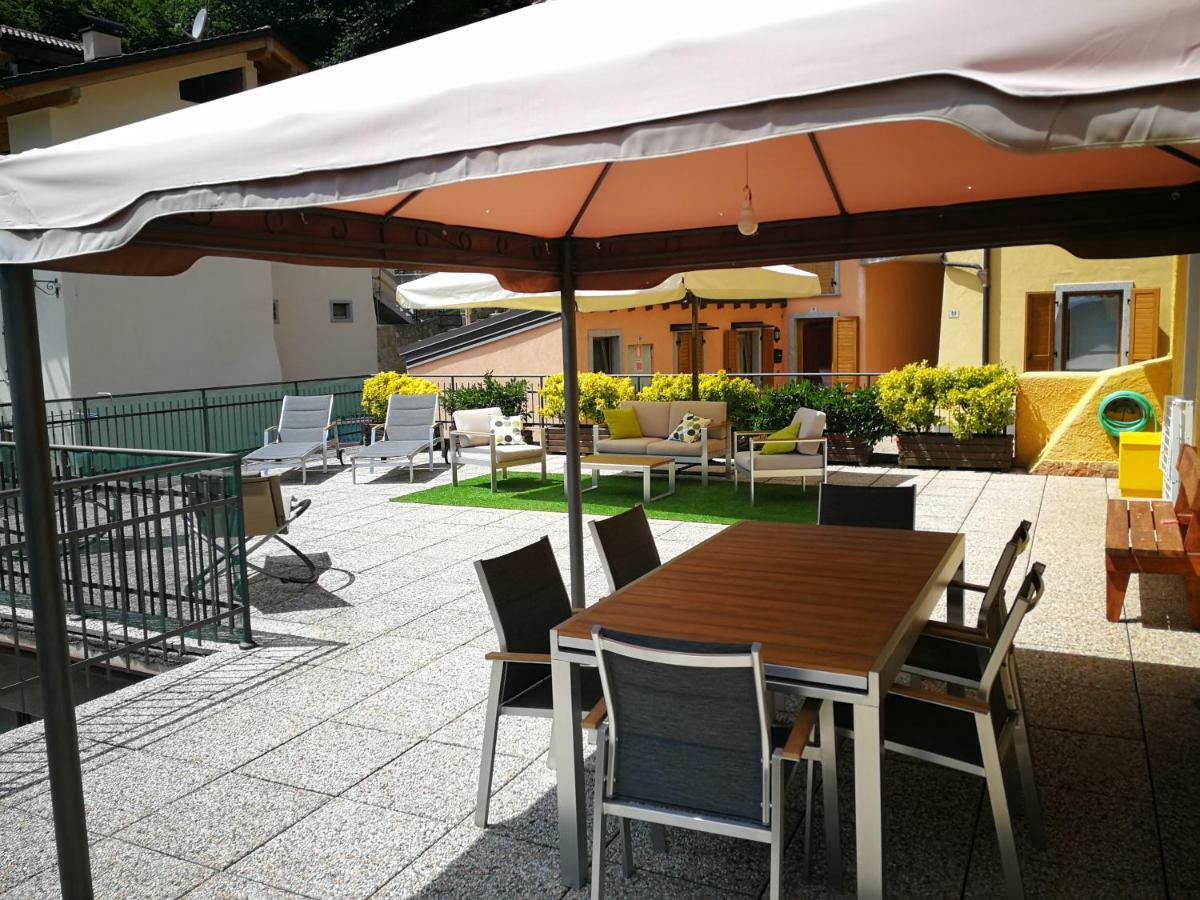 Casa Luca E Cristina Villa Mezzolago Exterior photo